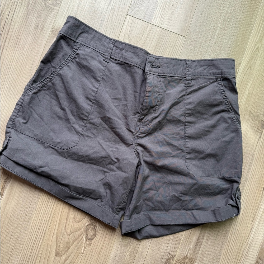 Social Standards Gray Women's Bermuda Shorts Size Large